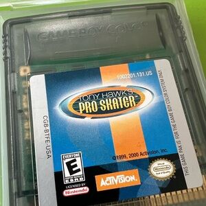 Vintage Nintendo TONY HAWK SKATE GameBoy COLOR Video Game 1998-2000